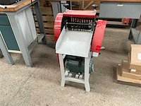 Kabelstripmachine