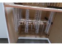 Kabinet met inhoud - afbeelding 3 van  18