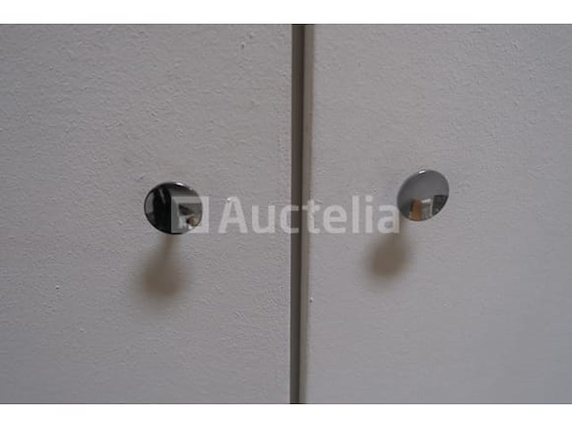 Kabinet met inhoud - afbeelding 15 van  18