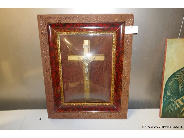 Kader met kruisbeeld - afbeelding 1 van  1