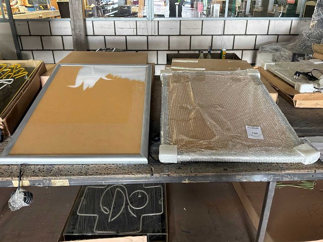 Kader voor posters met verlichting decoratie verlichte kaders (2x) - afbeelding 1 van  3