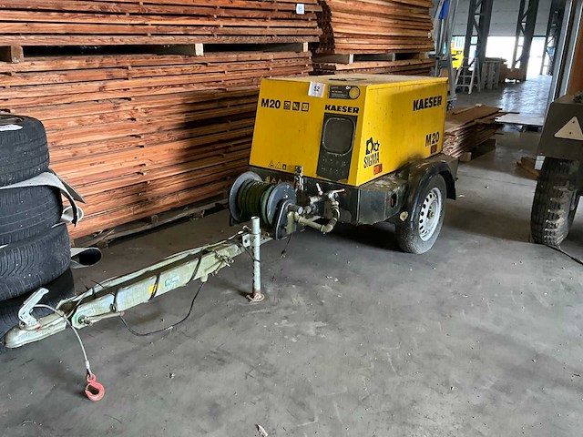 Kaeser m20 verrijdbare bouwcompressor - afbeelding 1 van  12