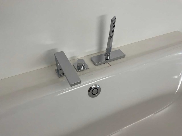 Kaldewei silenio bad met hansgrohe handdouche - afbeelding 3 van  11
