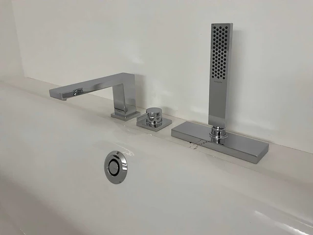 Kaldewei silenio bad met hansgrohe handdouche - afbeelding 2 van  11