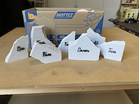 Kalksteen met nummers - tafelnummers (+/- 15st) - afbeelding 2 van  2