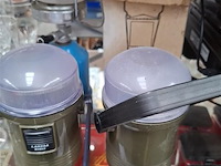 Kampeermateriaal - afbeelding 1 van  2