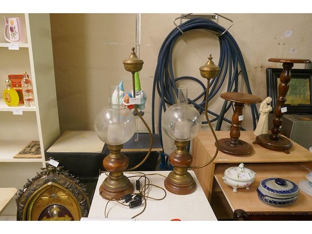 Kandelaars in hout - afbeelding 1 van  1