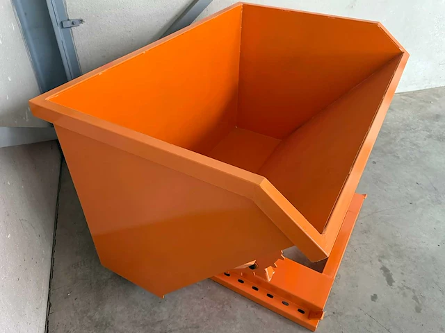 Kantelbak 1150 liter - afbeelding 14 van  18