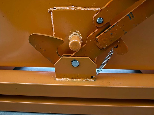 Kantelbak 1150 liter - afbeelding 6 van  11