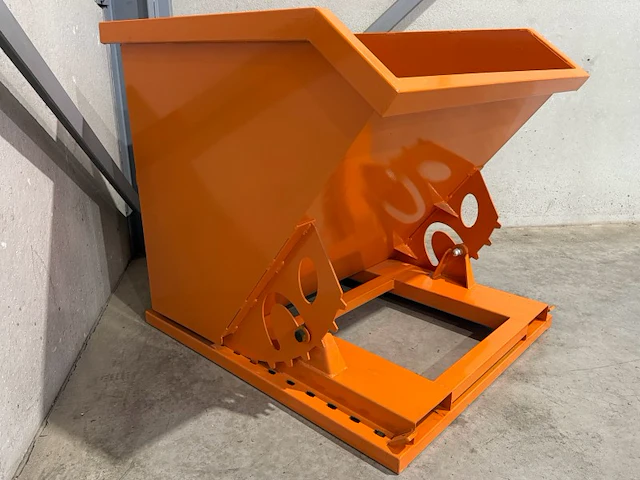 Kantelbak 765 liter - afbeelding 10 van  17