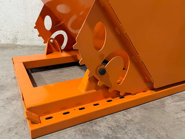 Kantelbak 765 liter - afbeelding 4 van  13