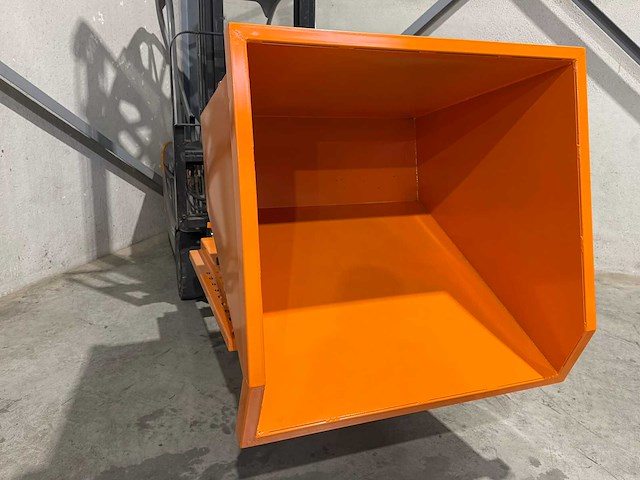Kantelbak 765 liter - afbeelding 2 van  5