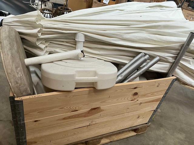 Kantelbare parasol (8x) - afbeelding 2 van  5