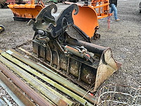 Kantelende grondverzetbak - afbeelding 4 van  9