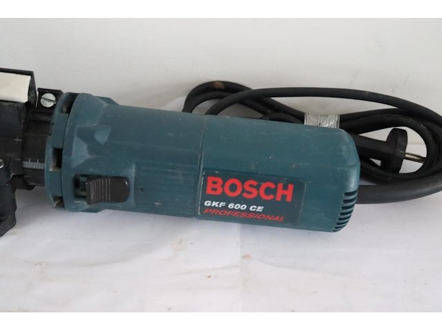 Kantenfrees bosch gkf 600 ce - afbeelding 2 van  3