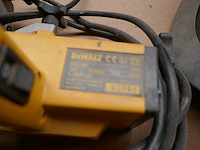 Kantenfreesmachine dewalt + cirkelzaagmachine makita - afbeelding 4 van  6