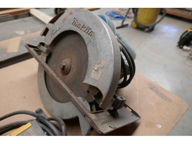 Kantenfreesmachine dewalt + cirkelzaagmachine makita - afbeelding 5 van  6