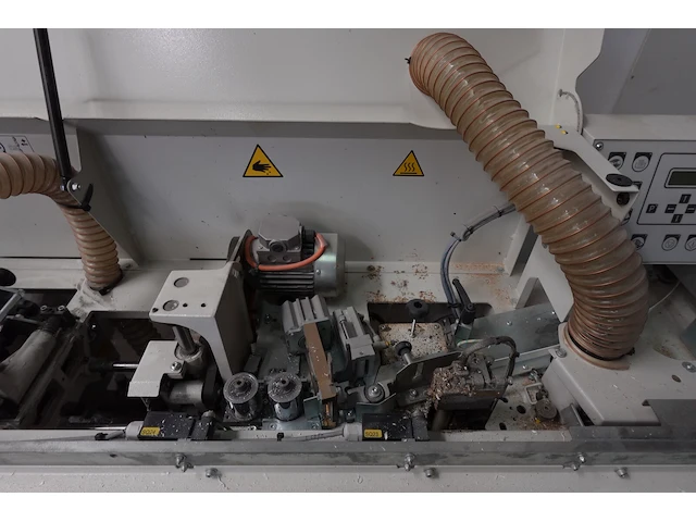 Kantenlijmmachine scm - afbeelding 8 van  13