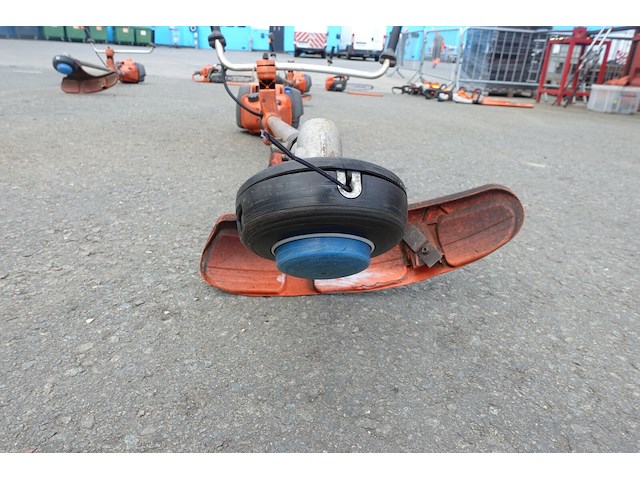 Kantenmaaier husqvarna - afbeelding 7 van  7