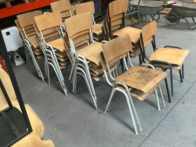 Kantinestoel (17x) - afbeelding 1 van  5