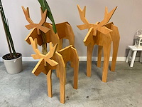 Kantinetafels stoelen en decoratie - afbeelding 2 van  13