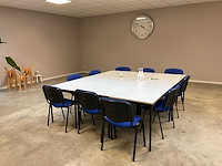 Kantinetafels stoelen en decoratie - afbeelding 1 van  13