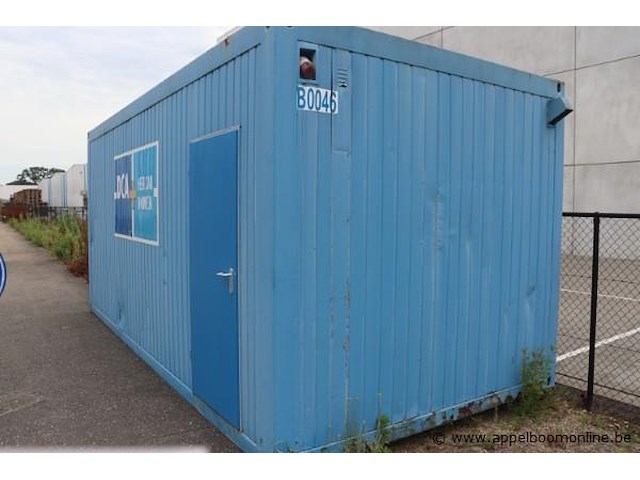 Kantoorcontainer, met raam, deur en ingebouwde kasten - afbeelding 2 van  5
