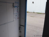 Kantoorcontainer, met raam, deur en ingebouwde kasten - afbeelding 5 van  5