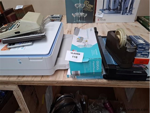 Kantoormateriaal - afbeelding 1 van  2