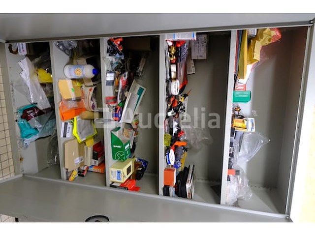 Kantoormeubelset - afbeelding 10 van  19