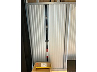 Kantoormeubilair in unit 604 - afbeelding 2 van  17