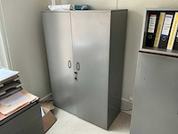 Kantoormeubilair in unit 605 - afbeelding 4 van  15