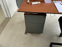 Kantoormeubilair in unit 605 - afbeelding 15 van  15