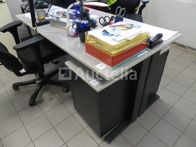 Kantoormeubilair - afbeelding 1 van  6