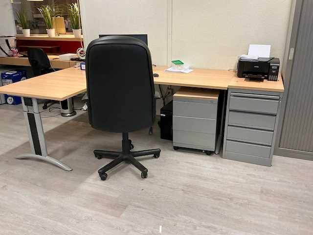 Kantoormeubilair - afbeelding 9 van  10