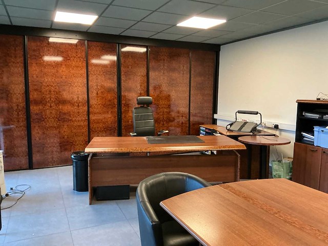 Kantooropstelling - afbeelding 1 van  16