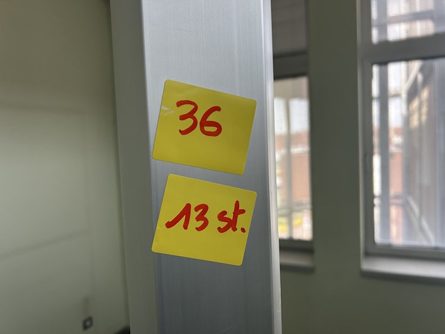 Kantoorzuilen voor stopcontacten (13st) - afbeelding 1 van  5