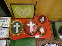 Kantwerkjes in kader - afbeelding 1 van  1