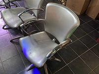 Kapsalon - 4 verstelbare stoelen - afbeelding 3 van  10
