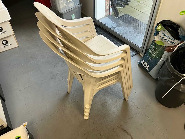 Kapstok en tuinstoelen kapstokken - afbeelding 4 van  4