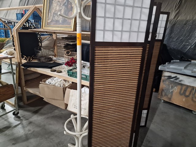 Kapstok, schermen, decoratie allerhande - afbeelding 1 van  8