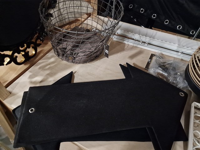 Kapstok, schermen, decoratie allerhande - afbeelding 6 van  8