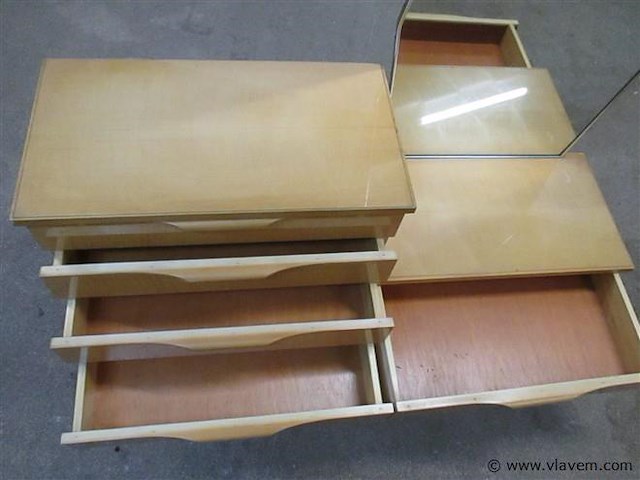 Kaptafel - afbeelding 2 van  4