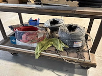 Kar 2 niveaus met inhoud - afbeelding 6 van  6