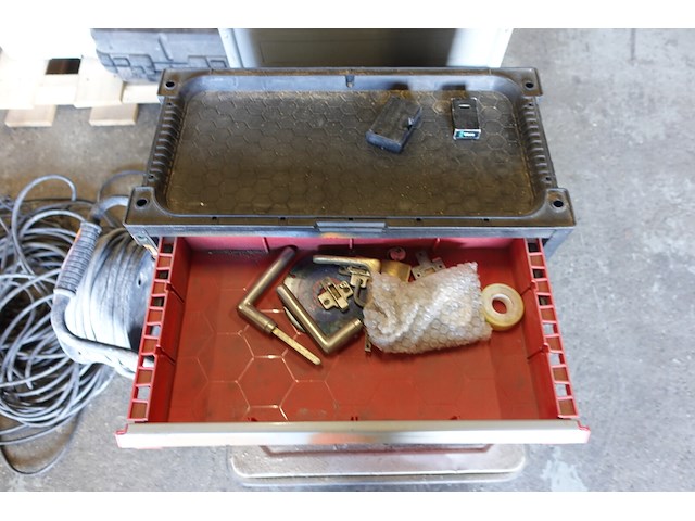 Kar & 3x materiaalkoffer - afbeelding 8 van  14