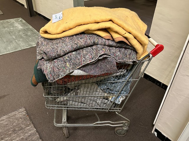 Kar, 8 verhuisdekens - afbeelding 1 van  2