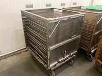 Kar met 10 diverse leggers (5x) voor barriquand autoclaven - afbeelding 10 van  12