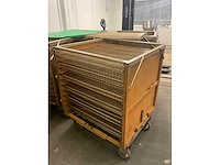 Kar met 10 diverse leggers (5x) voor barriquand autoclaven - afbeelding 12 van  12