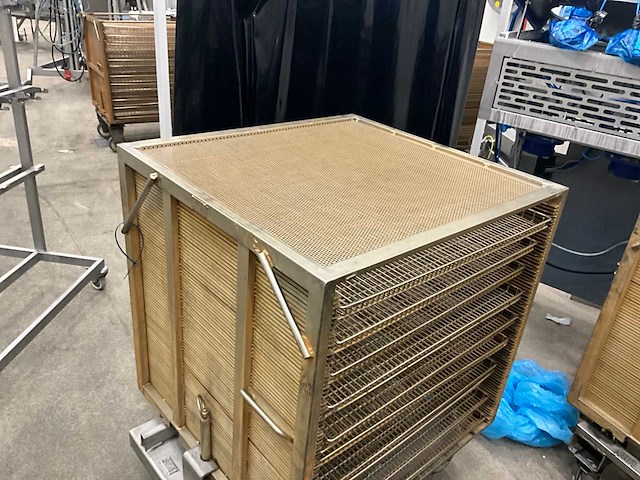 Kar met 10 leggers (5x) voor barriquand autoclaven - afbeelding 9 van  15