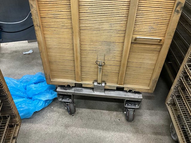 Kar met 10 leggers (5x) voor barriquand autoclaven - afbeelding 5 van  14